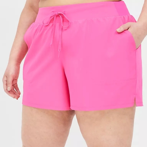 LIVI ACTIVE stretch woven shorts NWT 26/28 - Picture 5 of 5